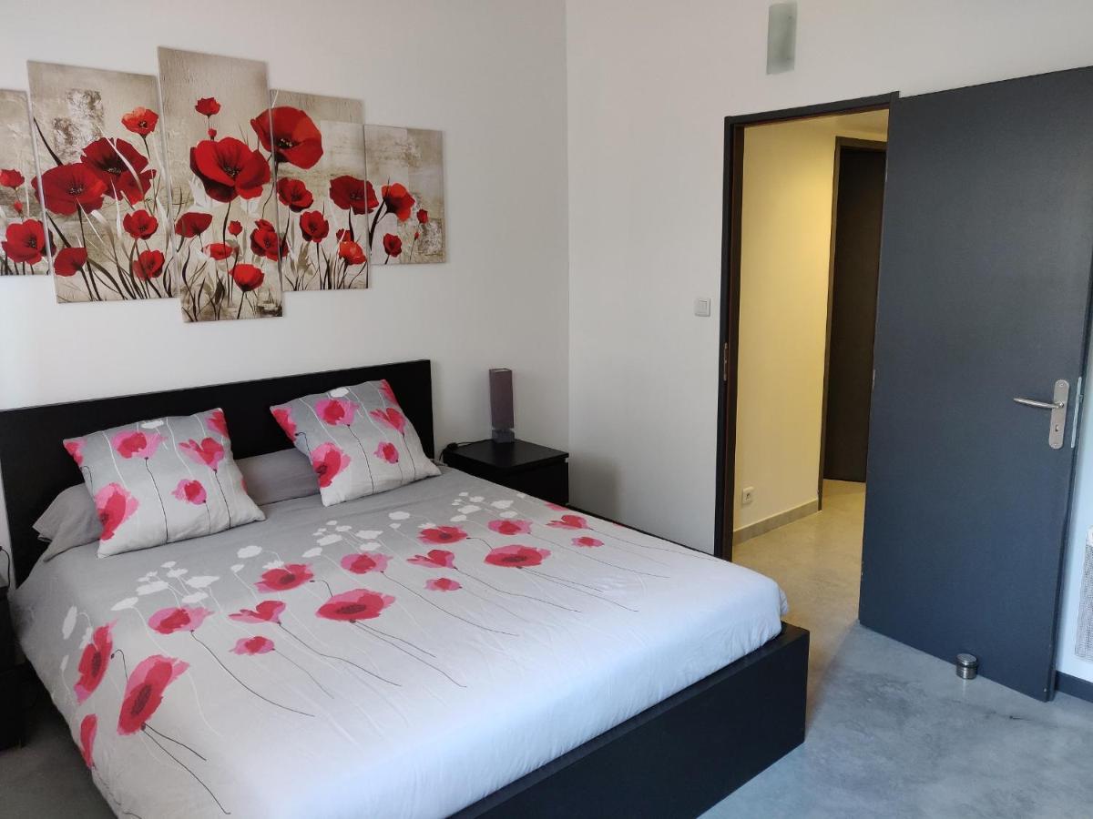 Les Terrasses De Valensole Panzió Kültér fotó